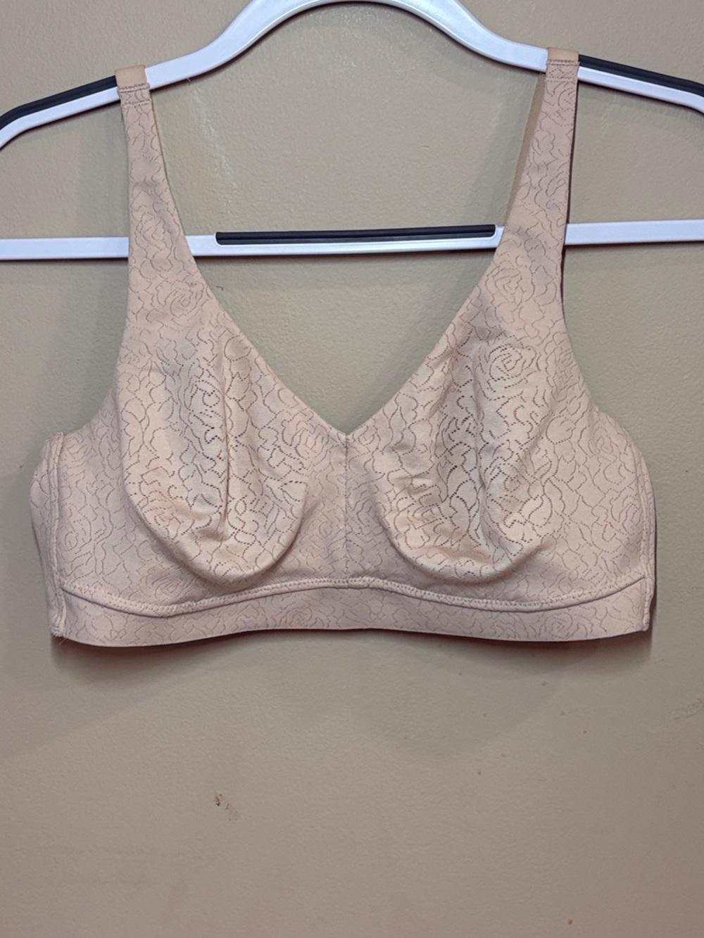 Wacoal Smooth Wireless Bra in Soft Tan, Floral Design, 36D